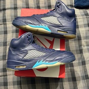 Jordan 5 men’s pre-grape size 9.5